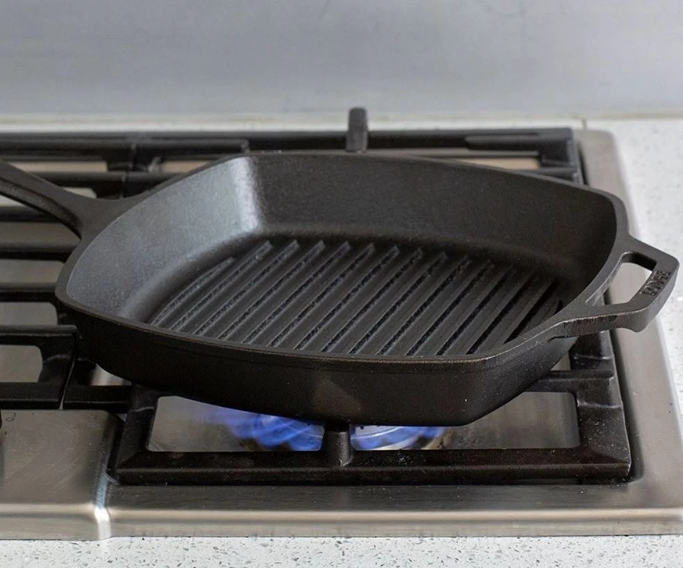 Lodge 10.5 Inch Square Cast Iron Grill Pan 4 Lodge 10.5 Inch Square Cast Iron Grill Pan - Image 2