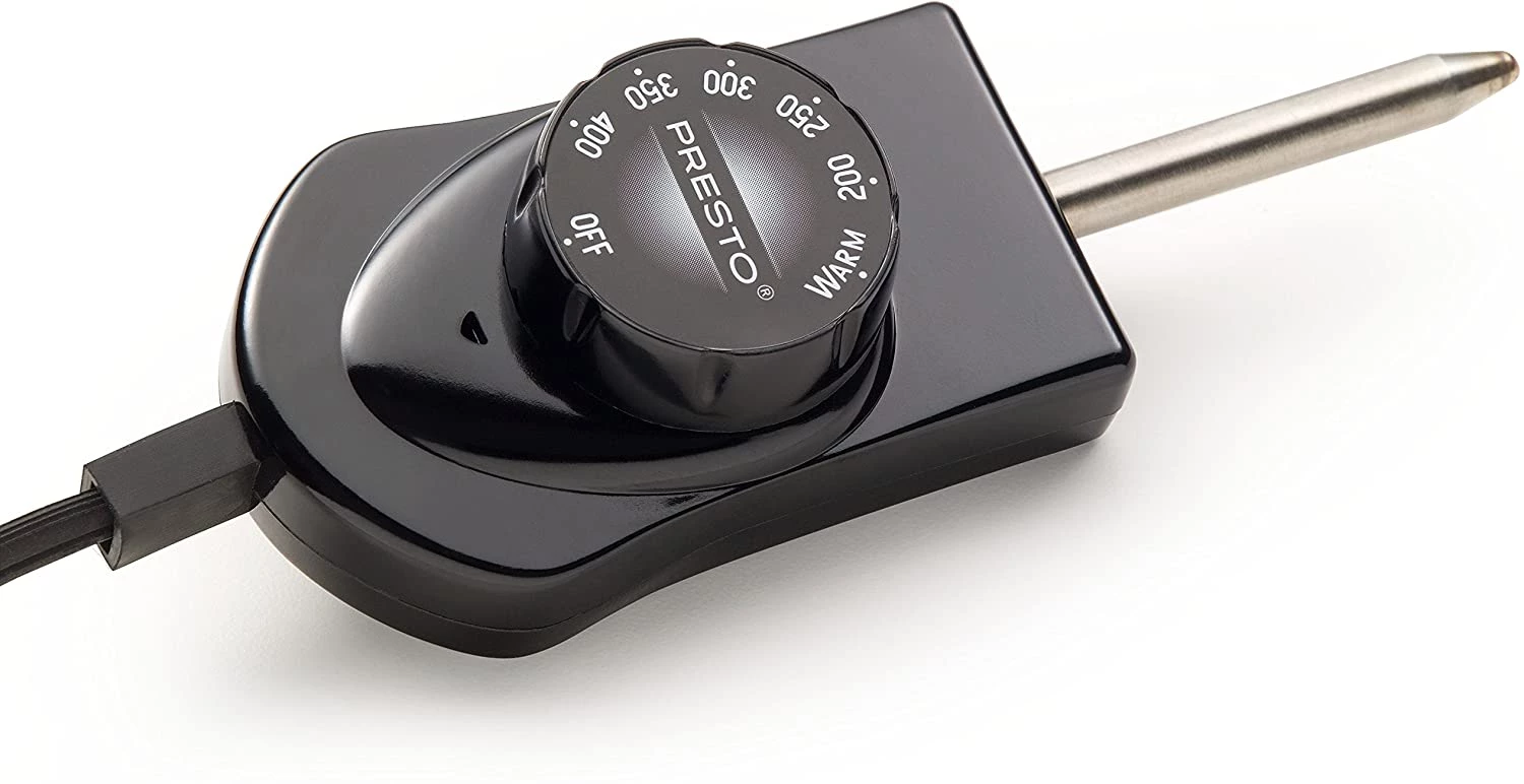 Presto Skillet 16" with Glass Lid 6 Presto Skillet 16" with Glass Lid - Image 4