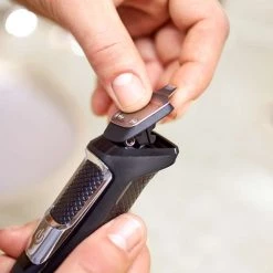 Philips Norelco Multigroom 3000 Multipurpose Trimmer 18 Philips Norelco Multigroom 3000 Multipurpose Trimmer -Home Sales Store mg3750 60 d2p global 001