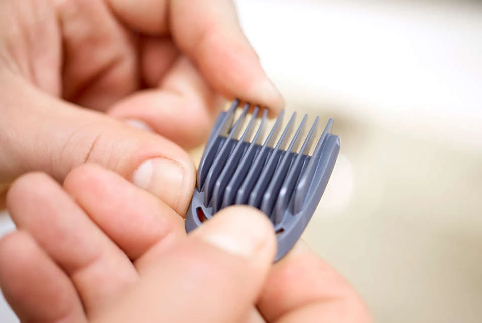 Philips Norelco Multigroom 3000 Multipurpose Trimmer 8 Philips Norelco Multigroom 3000 Multipurpose Trimmer - Image 6